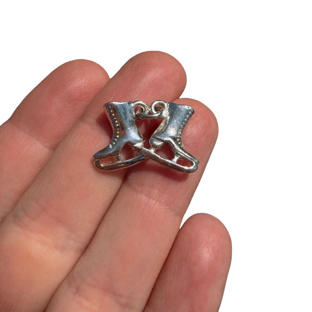 Vintage Jewelry Pair of Figure Skates Charm Skate Charm Skating Pendant